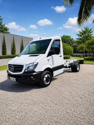 MERCEDES-BENZ SPRINTER 2.2 CDI DIESEL CHASSIS 515 EXTRA LONGO MANUAL MERCEDES-BENZ SPRINTER 2.2 CDI DIESEL CHASSIS 515 EXTRA LONGO MANUAL
